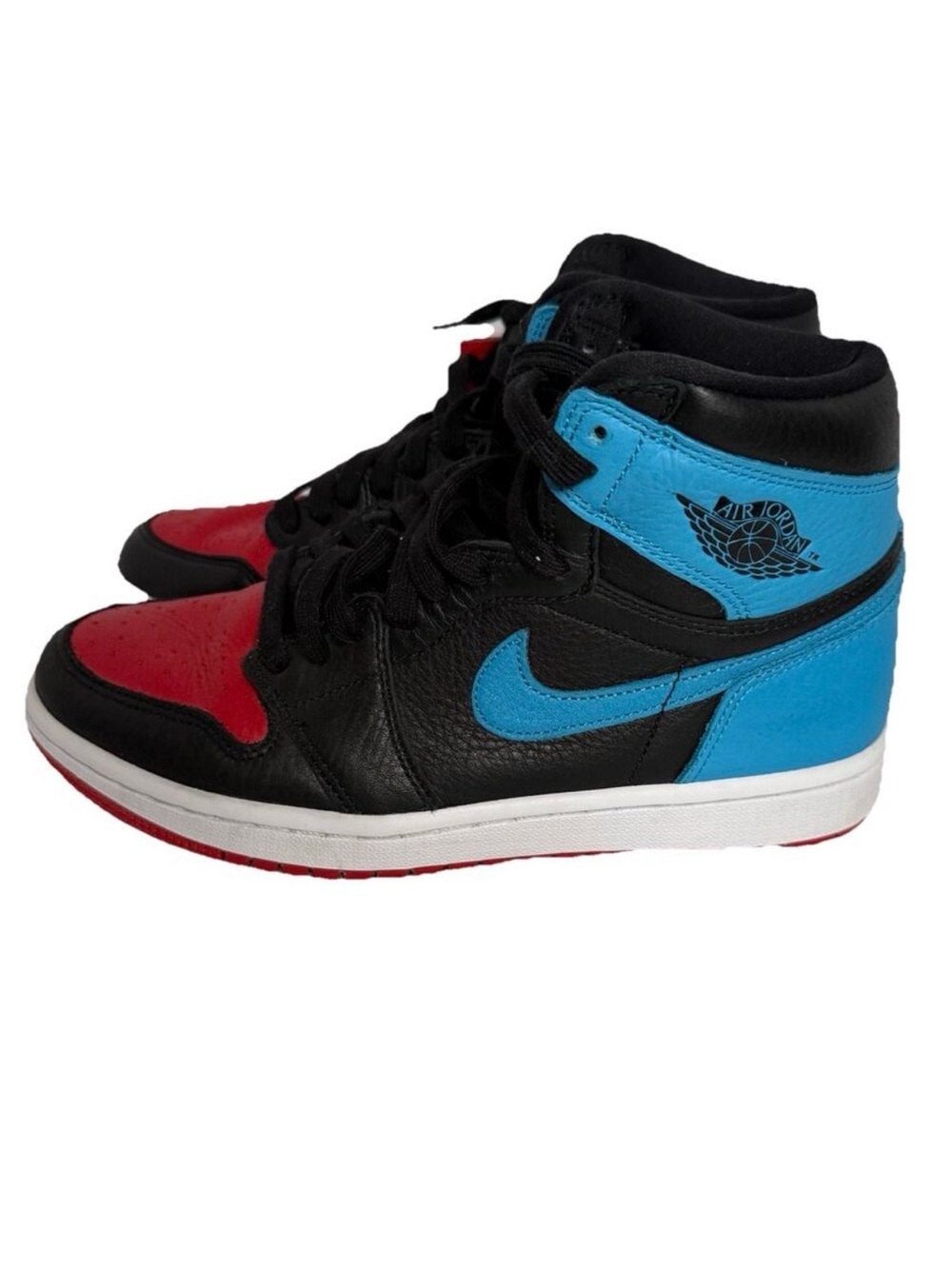Nike Air Jordan 1 Mid “NC to Chicago” - Picture 3 of 4